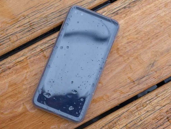 Bild von Wasserdichte Handytasche Quad Lock Poncho für Huawei